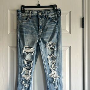 Size 10 American Eagle skinny jeans.
